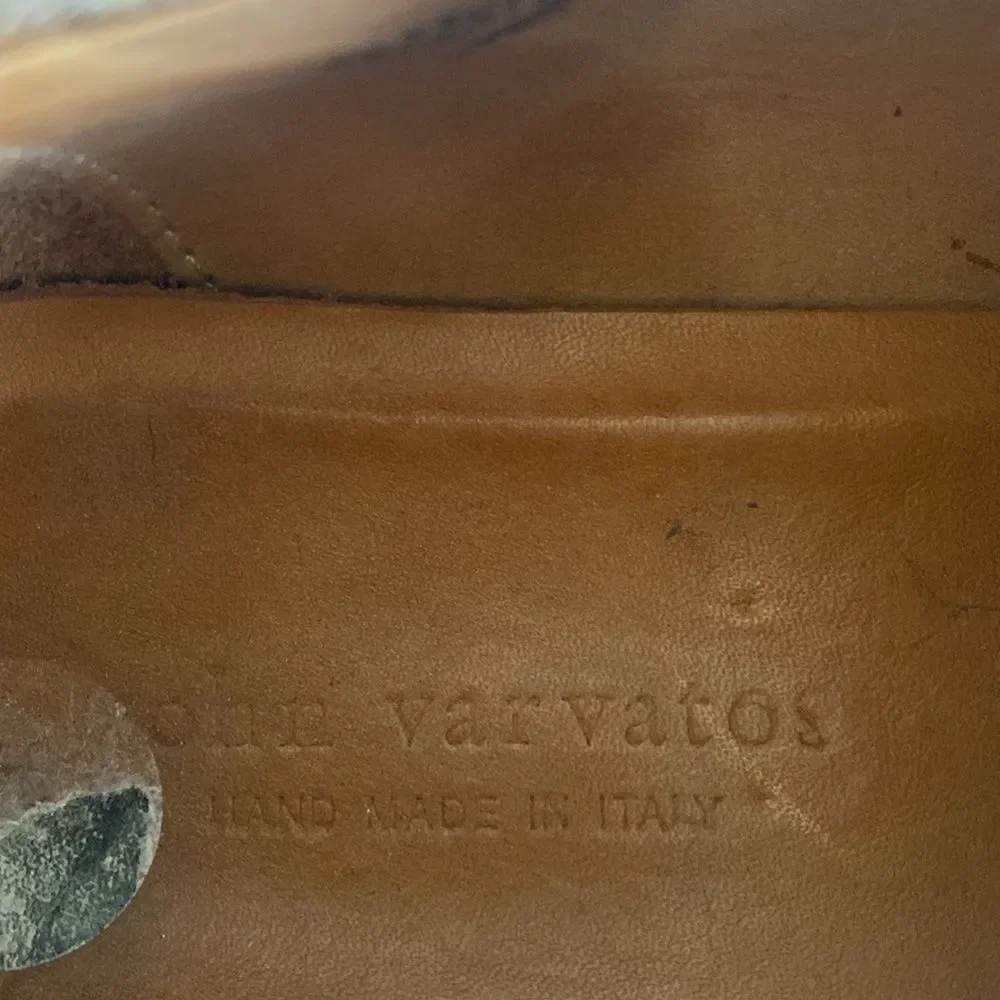 JOHN VARVATOS Men’s Brown Leather Wingtip Derbys Size 11 1/2. Handmade in Italy